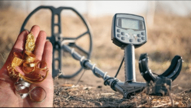 Metal finder gold